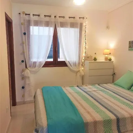 Apartment Tropical Playa Z Widokiem Na Morze, 400 M Do Plazy La Mata